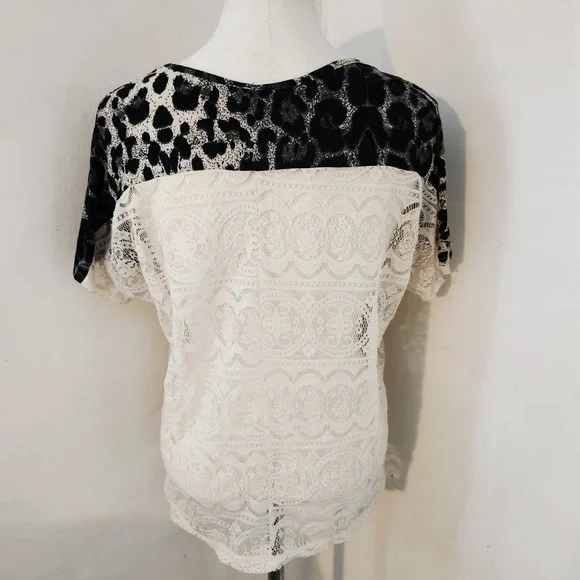 Daytrip Lace Overlay Cheetah Print Top Women Ivory‎ Black Short Sleeve - Picture 2 of 4